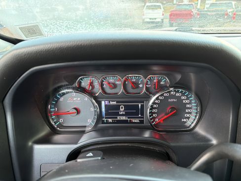 Used 2017 Chevrolet Silverado 1500 LT w/ All Star Edition image 17