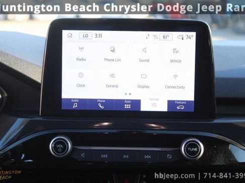 Used 2025 Ford Escape ST-Line image 11