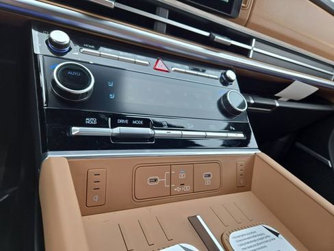 New 2026 Hyundai Santa Fe Calligraphy image 14