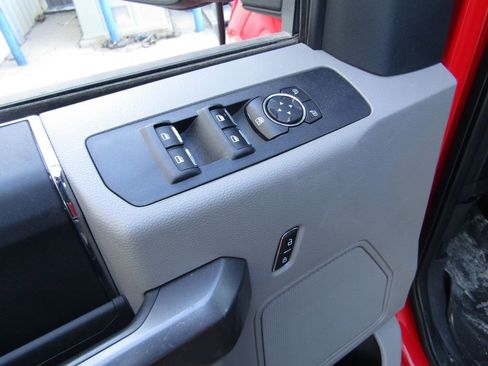 Used 2022 Ford F350 XLT image 18