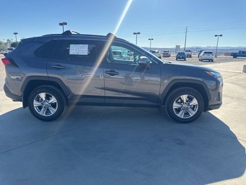 Used 2022 Toyota RAV4 XLE image 6