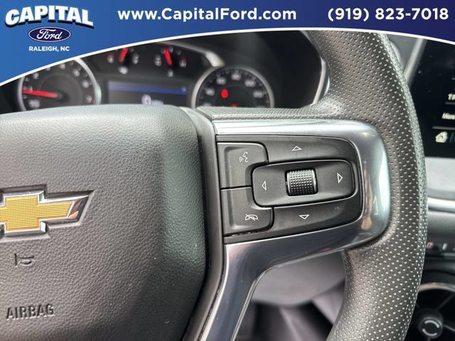 Used 2024 Chevrolet Blazer LT w/ Convenience Package FWD image 23
