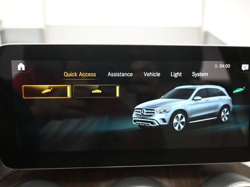 Used 2022 Mercedes-Benz GLC 300 w/ Premium Package Lite image 14