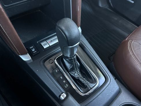 Used 2018 Subaru Forester 2.5i Touring w/ Popular Package #3B image 21