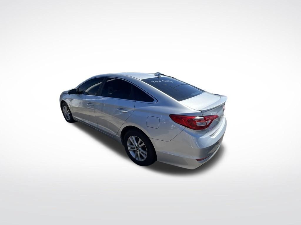 Used 2017 Hyundai Sonata SE FWD image 7