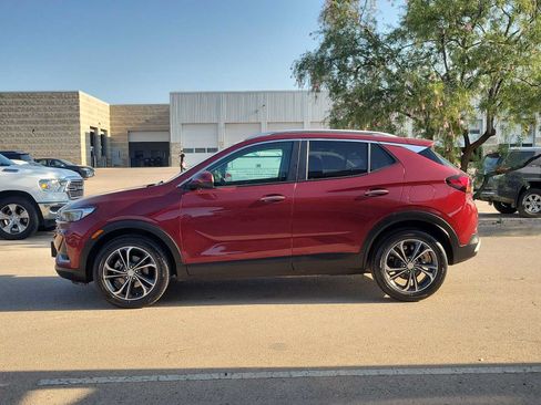 Used 2023 Buick Encore GX Select w/ Safety Package II FWD image 5