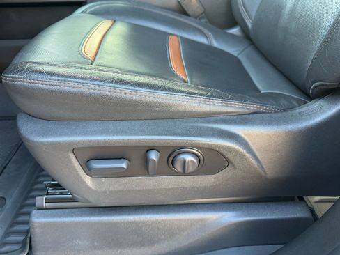 Used 2022 GMC Sierra 2500 AT4 w/ AT4 Premium Plus Package image 28