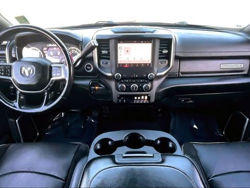 Used 2022 RAM 2500 Laramie AWD/4WD image 16