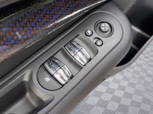 Used 2023 MINI Cooper Clubman S w/ Premium Package FWD image 15