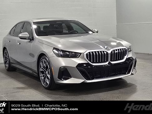 Used 2026 BMW 530i xDrive w/ M Sport Package AWD/4WD image 1