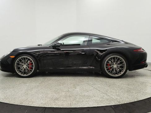 Used 2018 Porsche 911 Carrera S RWD image 2