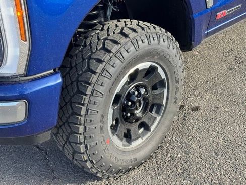 New 2026 Ford F250 Platinum w/ Platinum Plus Package image 9