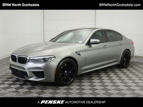 Used 2018 BMW M5 image 1