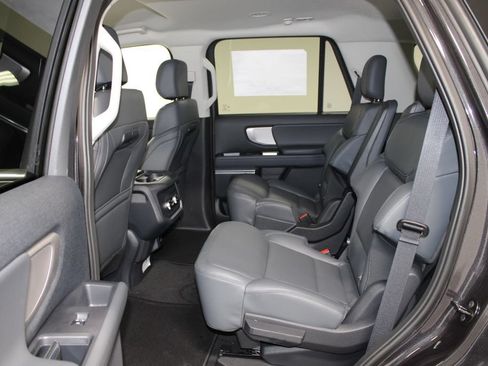 New 2026 Ford Expedition Active RWD image 26