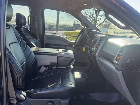 Used 2016 Ford F150 XLT image 26