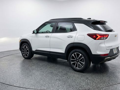 Used 2025 Chevrolet TrailBlazer LT image 6