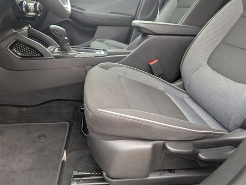 Used 2025 Chevrolet TrailBlazer LT image 14