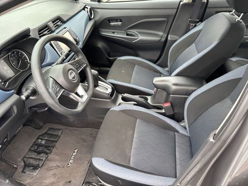 Used 2025 Nissan Versa SV FWD image 24