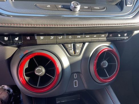 Certified 2024 Chevrolet Blazer RS w/ Driver Confidence II Package image 27