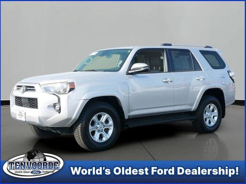 Used 2024 Toyota 4Runner SR5 Premium image 1