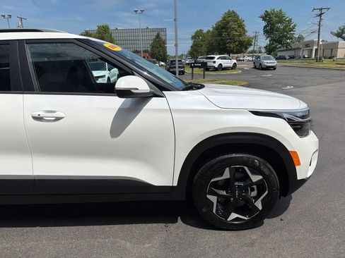 Used 2026 Kia Seltos S AWD/4WD image 6