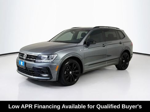Used 2021 Volkswagen Tiguan SE FWD image 3