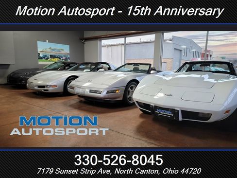 Used 2004 Chevrolet Corvette Coupe w/ Preferred Equipment Group RWD image 53
