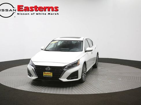 Used 2023 Nissan Altima 2.5 SV w/ SV Premium Package AWD/4WD image 54