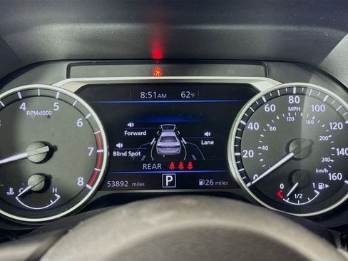 Used 2023 Nissan Sentra SR w/ Electronics Package FWD image 16