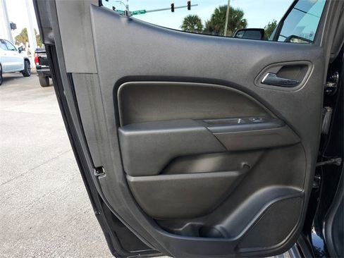 Used 2022 Chevrolet Colorado ZR2 w/ Colorado ZR2 Bison Edition image 12