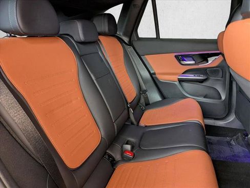 Certified 2025 Mercedes-Benz GLC 300 image 21