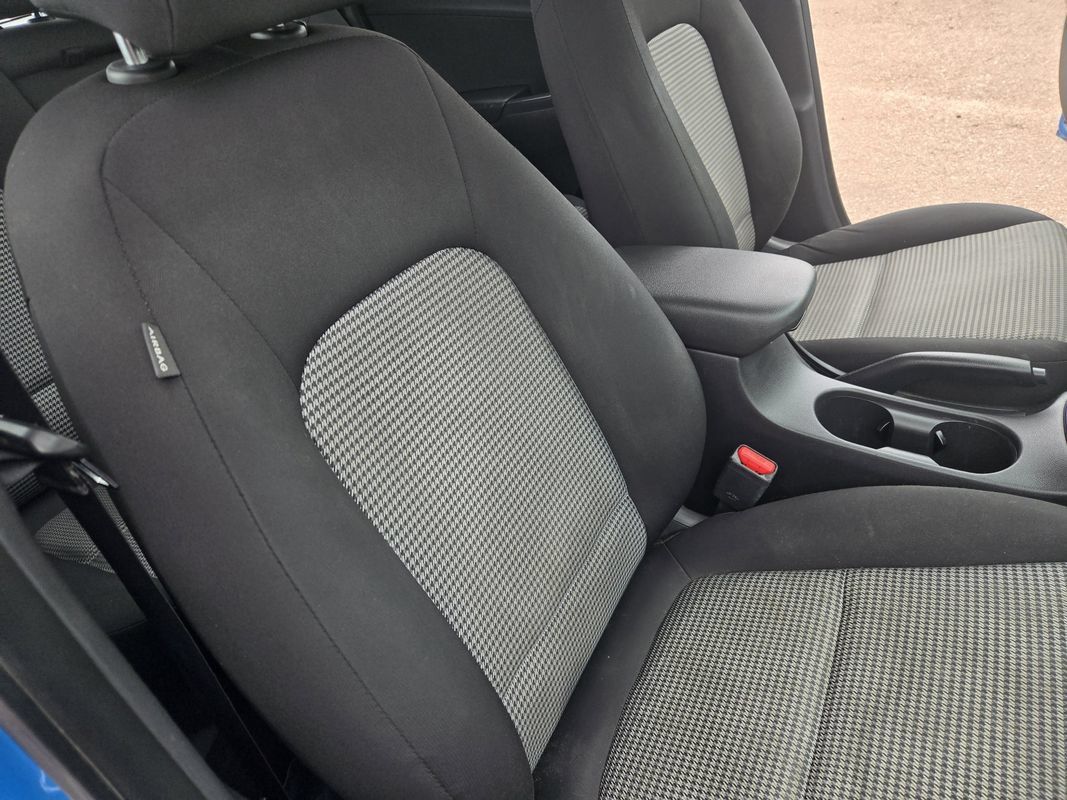 Used 2018 Hyundai Kona SE AWD/4WD image 25