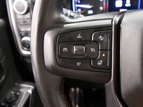 Used 2020 GMC Sierra 2500 AT4 w/ AT4 Premium Package image 21