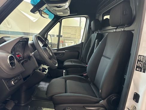 New 2025 Mercedes-Benz Sprinter 3500 image 24