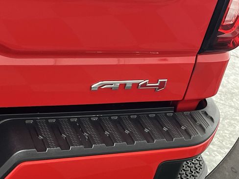 Certified 2022 GMC Sierra 1500 AT4 w/ AT4 Preferred Package AWD/4WD image 38