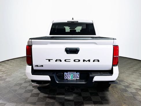 Certified 2025 Toyota Tacoma TRD Sport AWD/4WD image 6