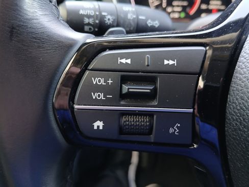Used 2025 Honda Pilot EX-L image 14
