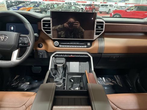 Used 2025 Toyota Sequoia 1794 Edition image 21