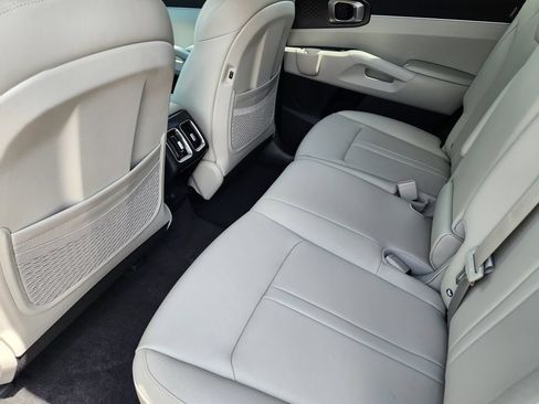 New 2026 Kia Sorento EX AWD/4WD image 9