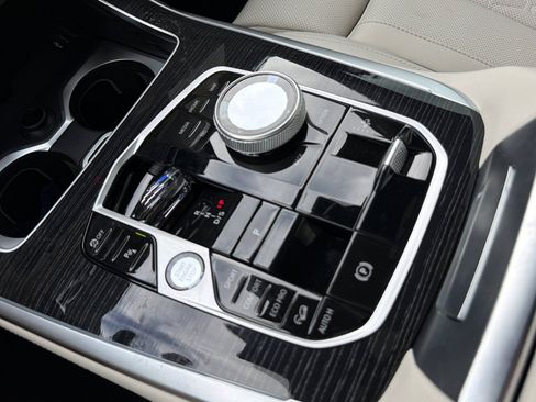 New 2027 BMW X7 xDrive40i w/ Executive Package AWD/4WD image 38