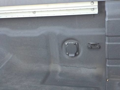 Certified 2023 Nissan Frontier SV w/ SV Convenience Package RWD image 8