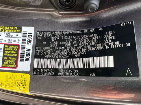 Used 2014 Toyota Sienna SE image 33