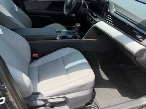 Used 2026 Toyota Camry SE w/ Multimedia Upgrade Package FWD image 16