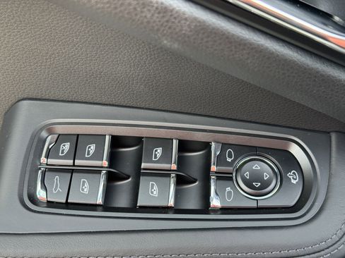 New 2025 Porsche Macan image 23