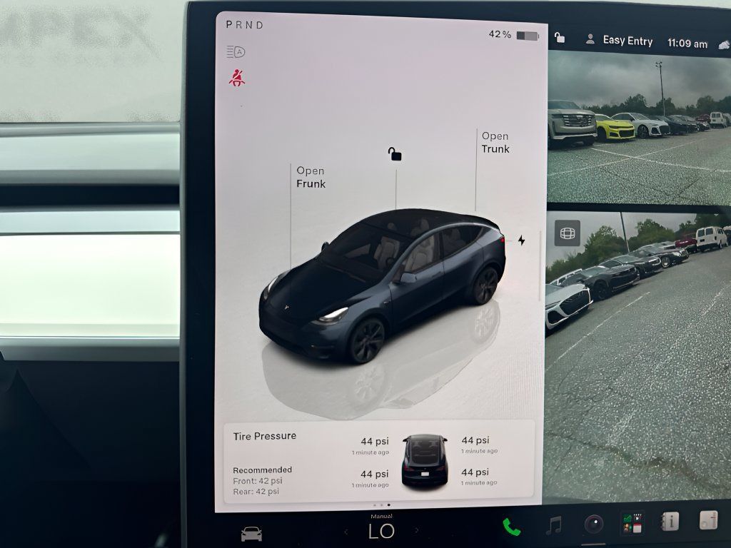 Used 2024 Tesla Model Y Long Range RWD image 18