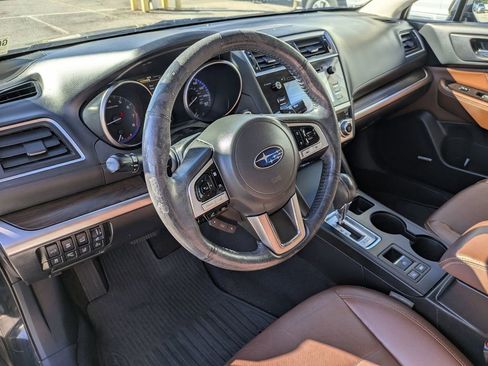 Used 2017 Subaru Outback 3.6R Touring w/ Popular Package #5A image 13