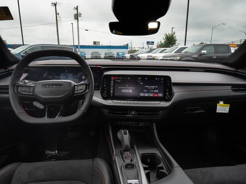 New 2026 Dodge Charger R/T AWD/4WD image 15