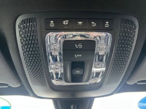 Certified 2022 Mercedes-Benz GLB 250 4MATIC image 30