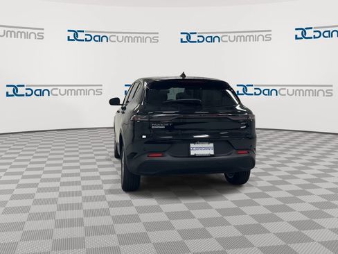 Used 2024 Dodge Hornet GT w/ Cold Weather Group AWD/4WD image 7