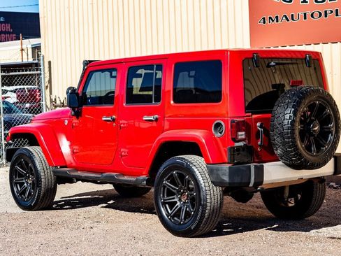 Used 2012 Jeep Wrangler Unlimited Sahara image 6